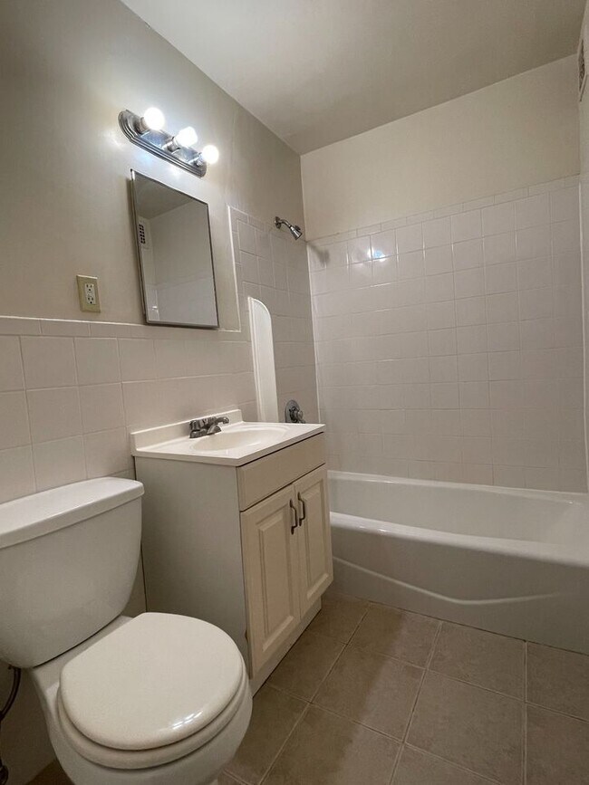 Photo - 25 Fairmount Ave