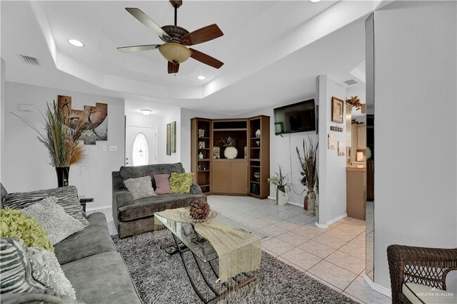 4608 Ivy Ave W