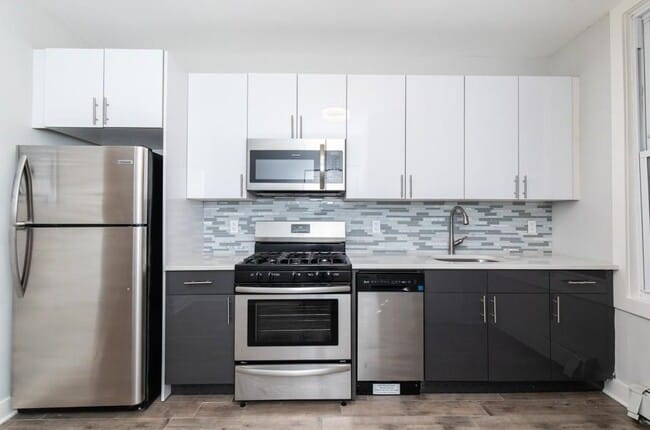 Photo - 60 Newkirk St Unit 1L