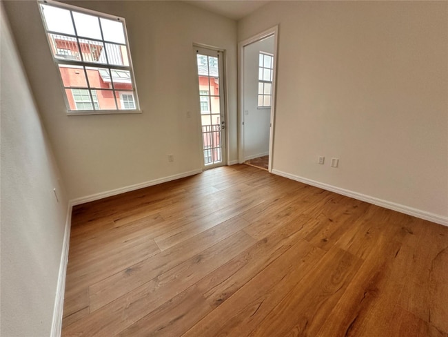 Photo - 3213 NE 5th St