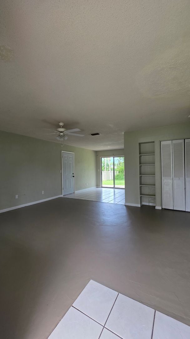 Photo - 1571 Mobile Ave