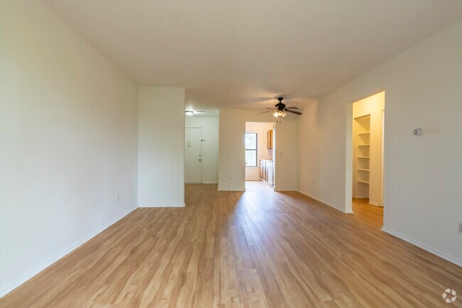 2BR, 1 BA - 750SF - 2nd Floor - Living/Dining Room