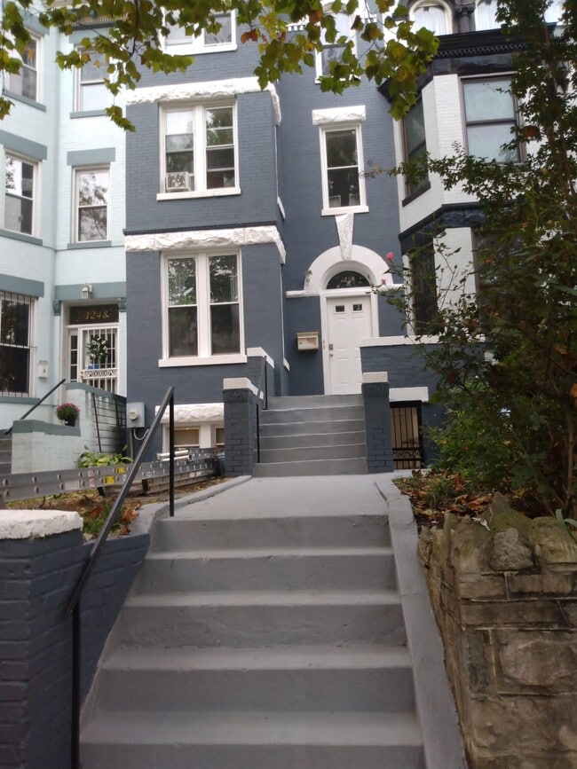 Photo - 1250 Columbia Rd NW