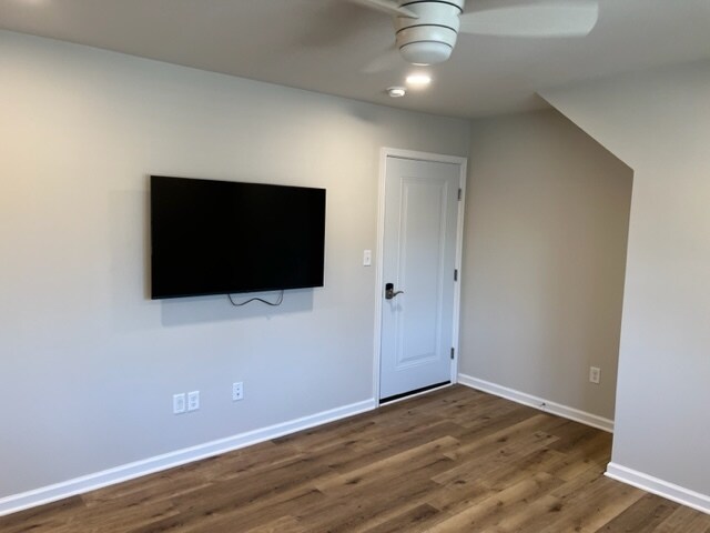 Photo - 215 E Linden St