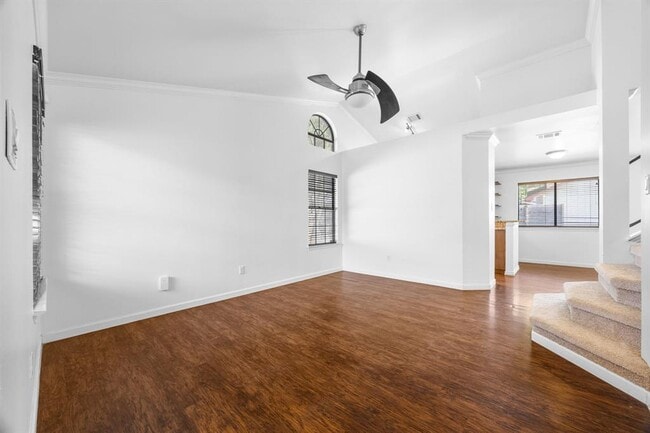 Photo - 12800 Meehan Dr