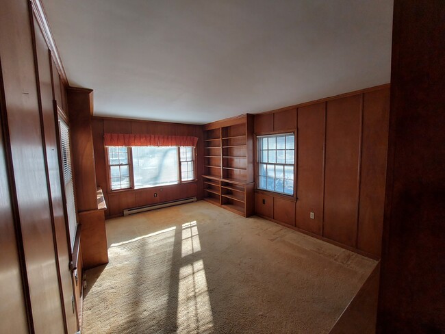 Photo - 305 N Division St Apartments Unit OFFICE