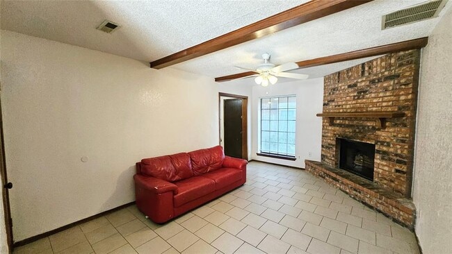 Photo - 8300 NW 10th St