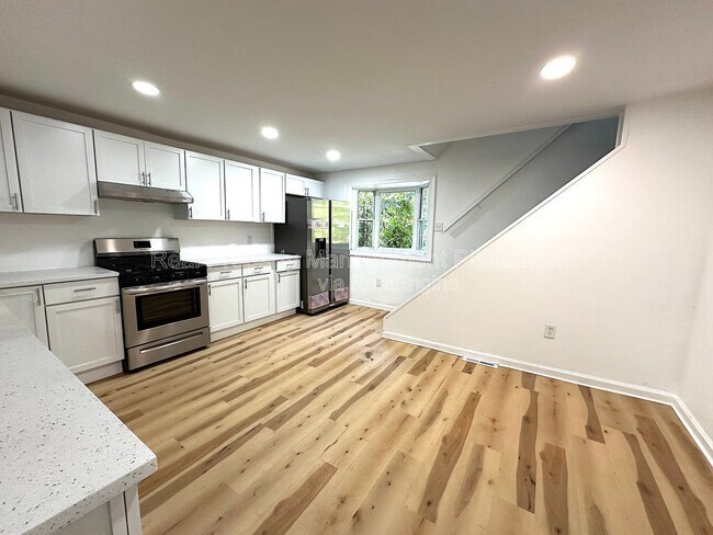 Photo - 6174 Poketa Rd