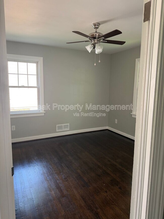 Photo - 9014 Weldon Dr