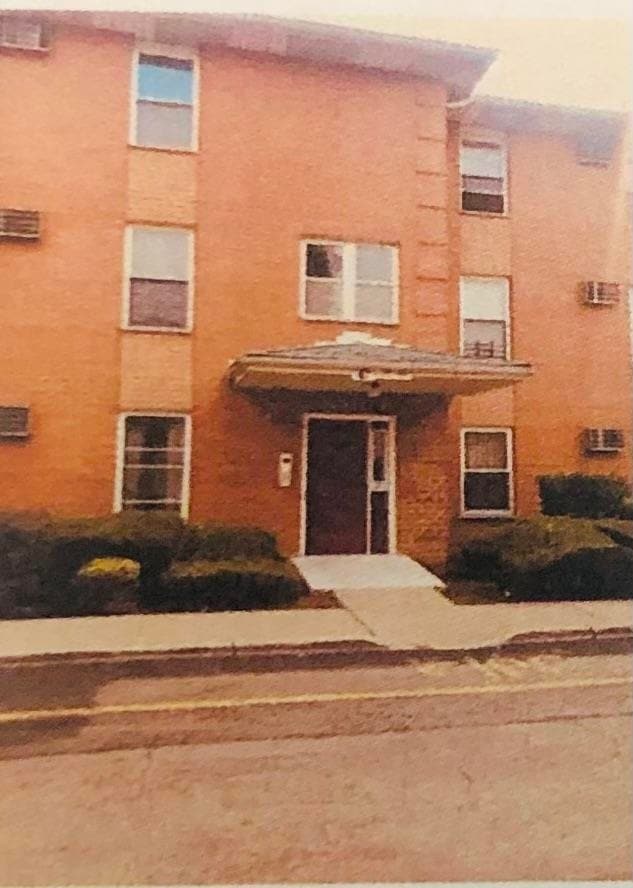 Building Photo - 38 Riverview Ct Unit 38 Rental
