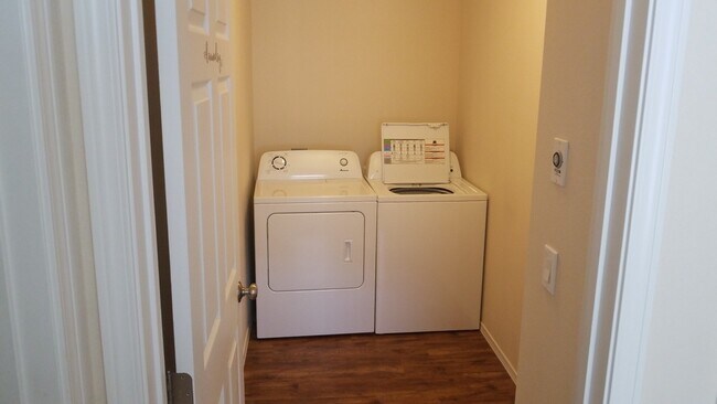 Photo - 1041 Alturas Dr