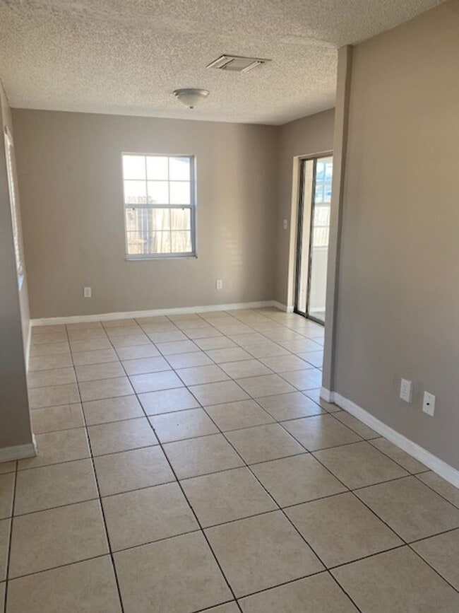 Photo - 2 Bed 1 Bath Home | Single Car Garage | Pet Friendly with Fenced Yard | Washer Dryer Hook Ups | S...