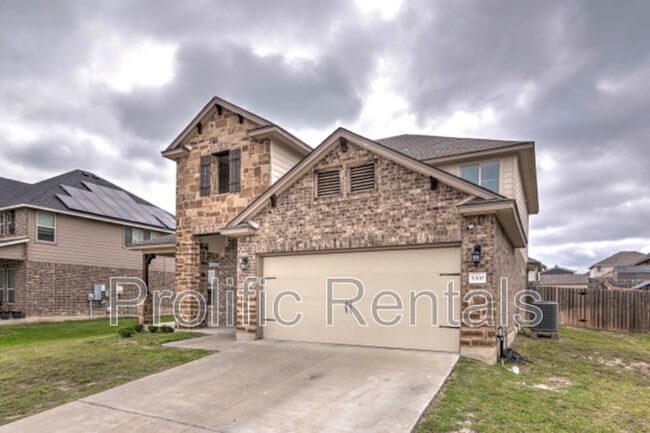5300 Primavera Ln