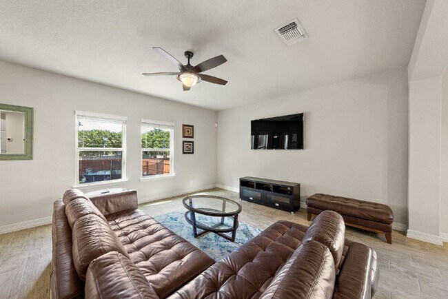 Photo - Exquisite 2-Story Traditional Home