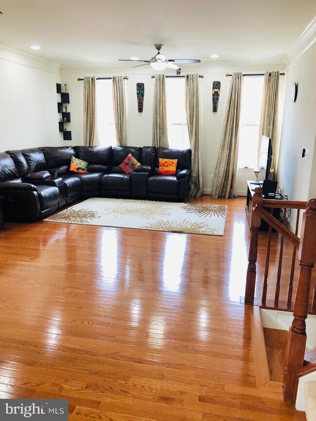 42256 Castle Ridge Square Townhome Townhome Rental in Ashburn VA