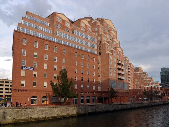 Vista desde el área noroeste - Scarlett Place