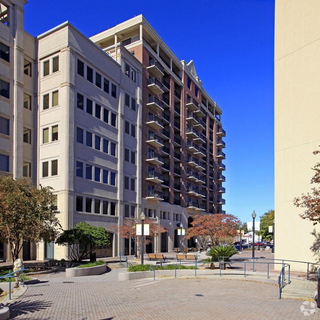 Tallahassee Center Condominiums