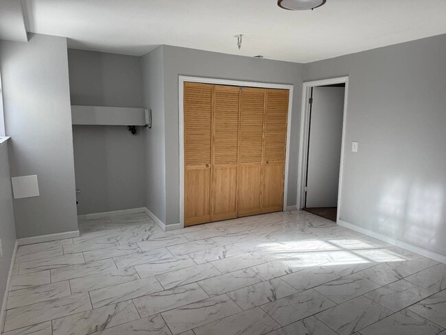 Photo - 19 Rossmore Ave