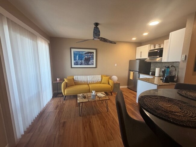 Photo - Charming Lake Front Condo in Granbury - Furnished!