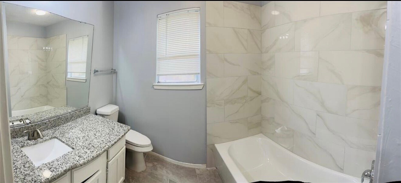 Photo - 7015 Sharpsburg Dr