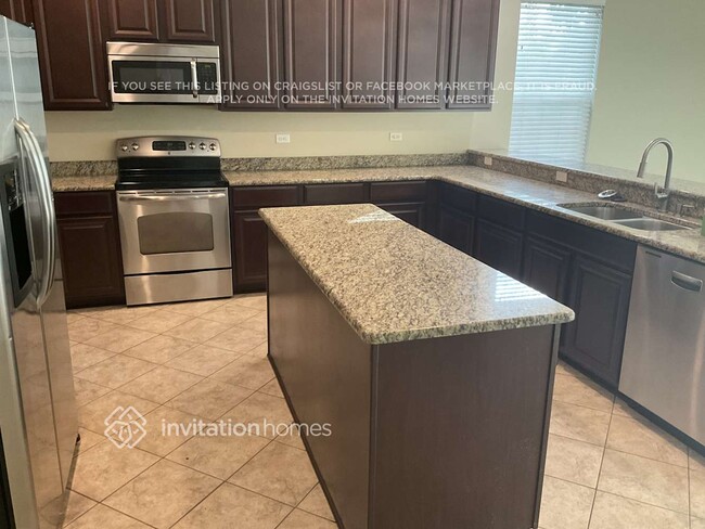 Photo - 1110 Bassano Way