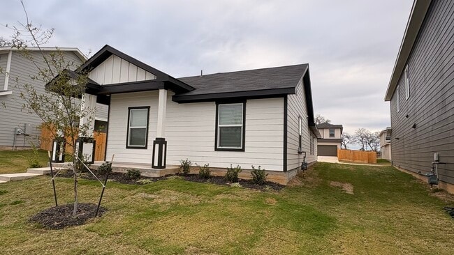 Photo - 316 Constanza Trl