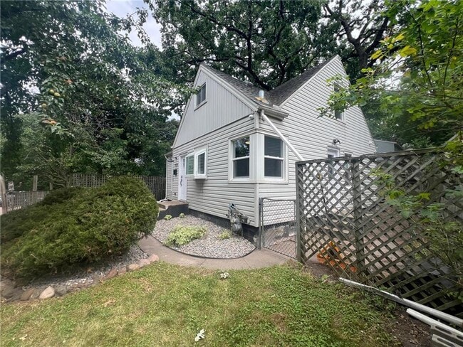 Photo - 1876 W Chelton Ave
