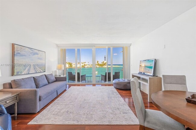 Photo - 2508 Bay Dr Unit 307