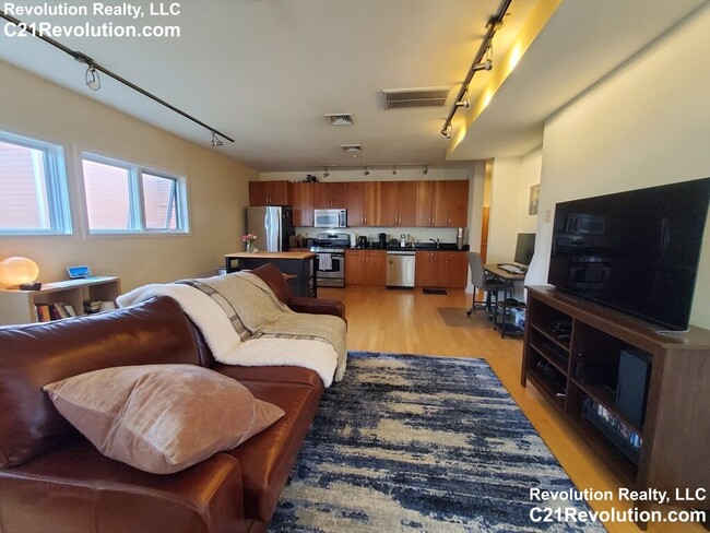 Photo - 24 Bay State Rd Condo Unit 0-23