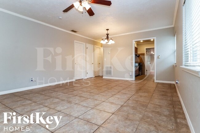 Photo - 3113 Union St N