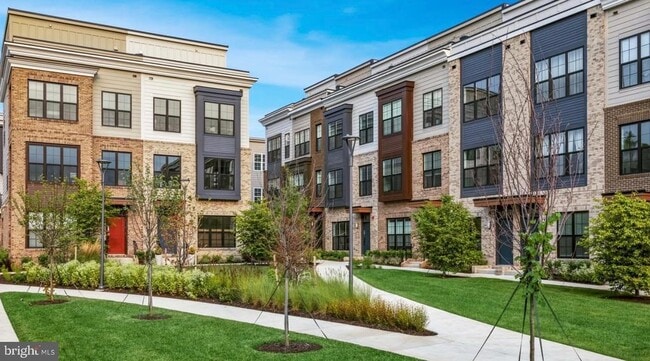 Building Photo - 7301 Blade Dr