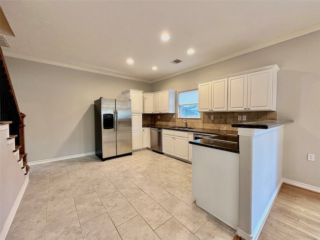 Photo - 112 Munford St