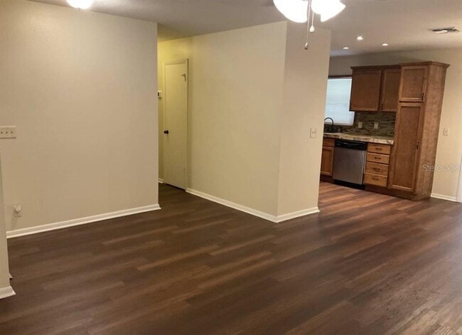 Photo - 3702 Pickwick Dr