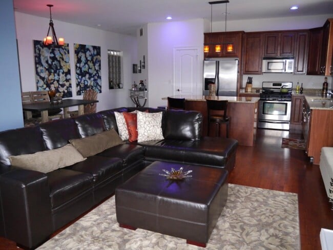 Photo - 3132 W North Ave Unidad 4 Rental