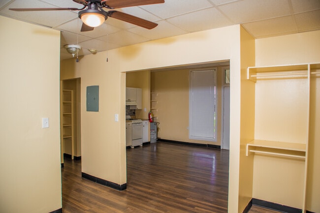 Photo - Columbia Place Apartments