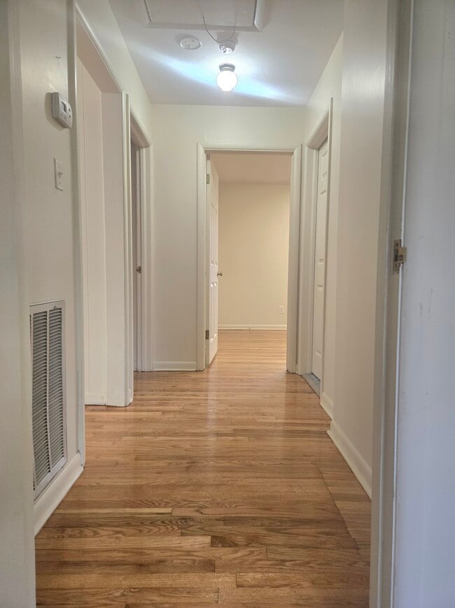 Photo - 107 Wayside Dr
