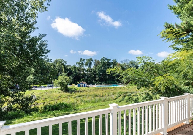 Photo - 133 Hammershire Rd Unit 133 Hammershire  C