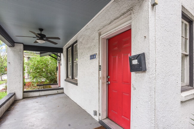 Photo - 510 East Waldburg St Unit A