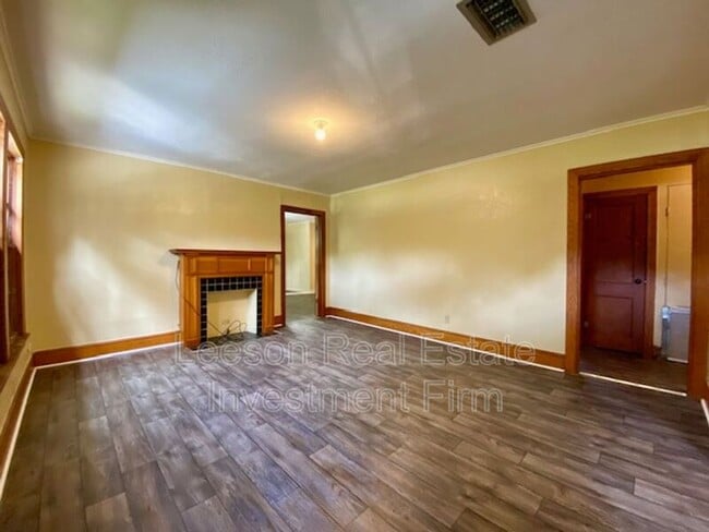 Building Photo - 2528 Westover Rd Rental