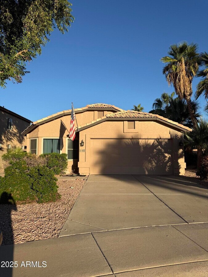 Photo - 1185 N Woodburne Dr