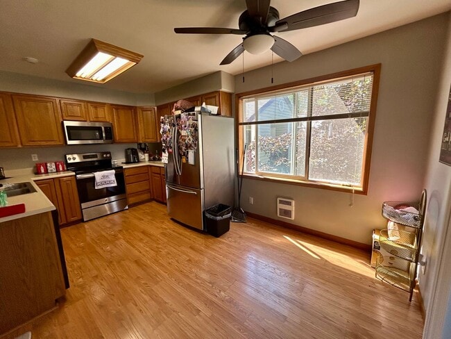 Photo - 643 W Horton Way