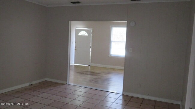 Photo - 4566 Plymouth St