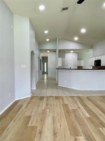 Building Photo - 5325 Comanche Wells Dr