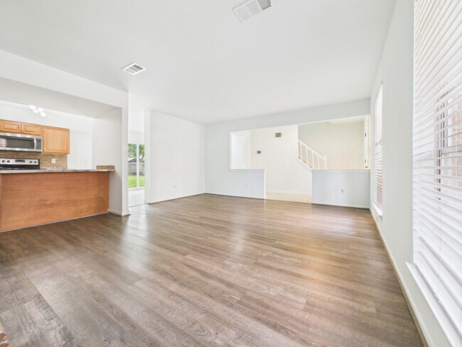 Photo - 2103 Mustang Springs Dr