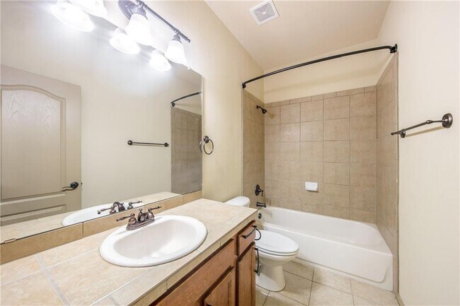 Photo - 2101 Town Centre Dr Unit 1504