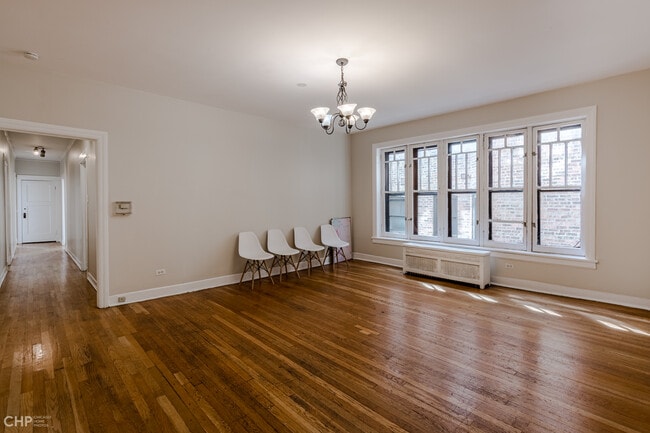 Photo - 5211 S Greenwood Ave