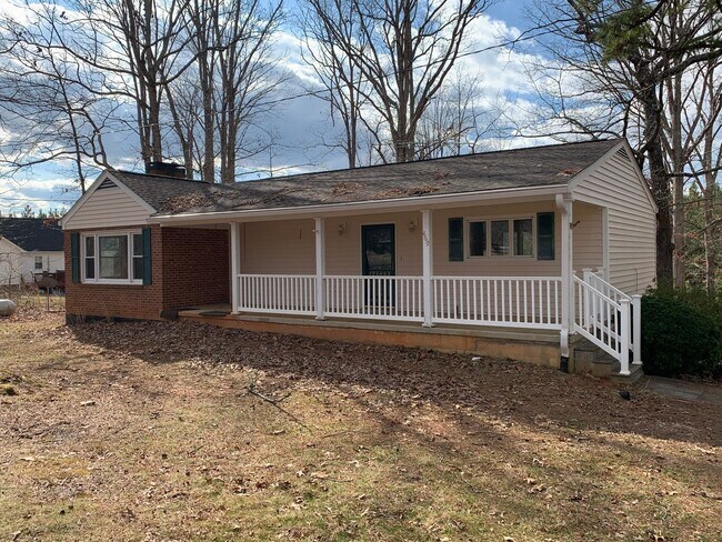 Photo - 469 Ruckers Rd House