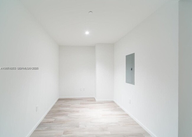 Photo - 801 S Miami Ave Unidad 2707