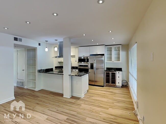 Photo - 500 E Riverside Dr Unit 108