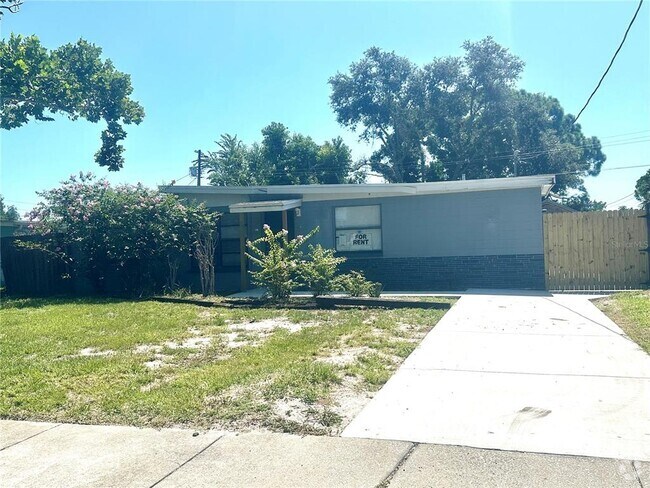 Building Photo - 9333 82nd St Rental